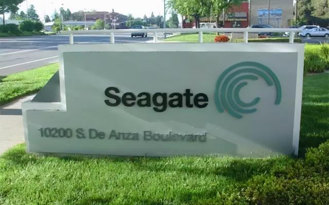 增速全球第一，担心华为存储发展太快，美芯逼迫希捷断供华为硬盘