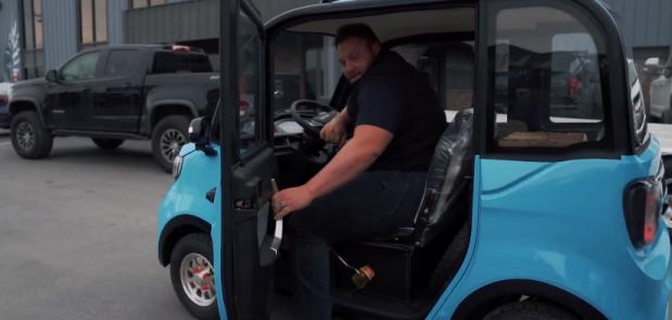 美国人花2000网购中国老头乐，各种瞧不上，测试后直呼真香