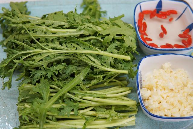 阳春三月，推荐8道“黄金菜”，营养丰富，顺应季节，舒坦过春天