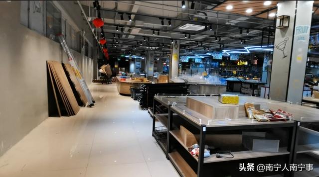 无奈啊！南宁一家大超市在中秋节前闭店，做实体店中秋都过不好