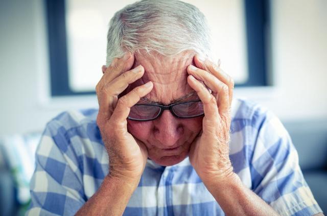 医生坦言：很多病其实并不算病，只是人老了而已，无需过度治疗