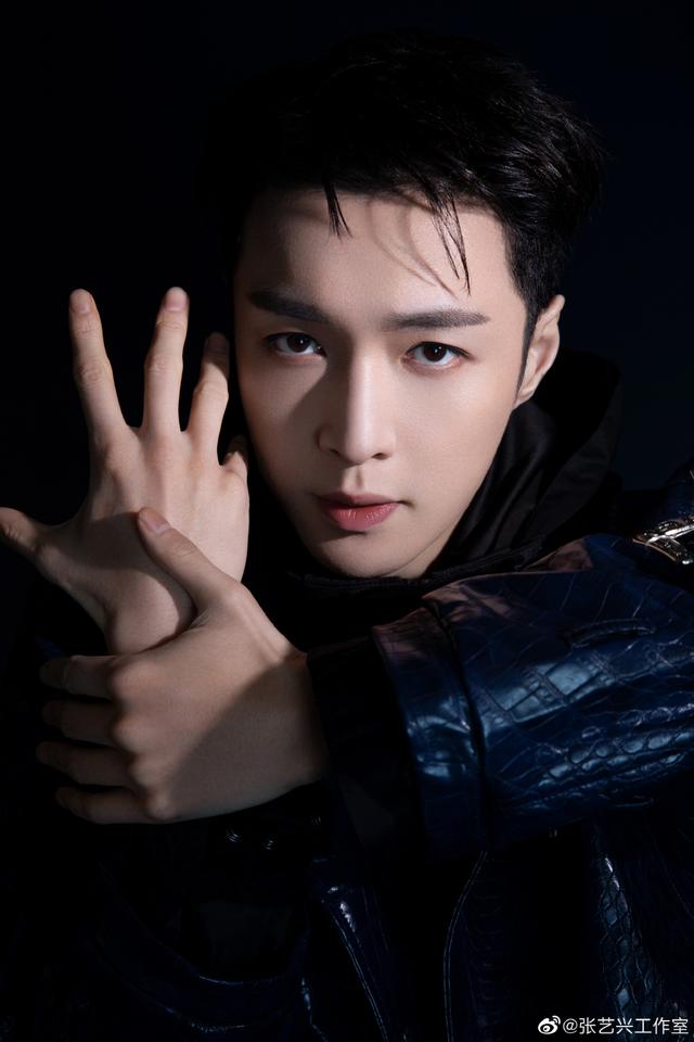 张艺兴《画卷》伴舞——张艺兴画卷伴舞都有谁