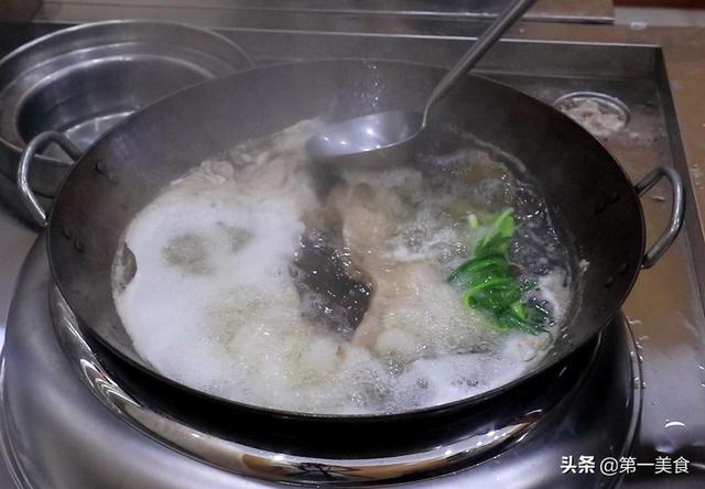 盐水鸭的做法 盐水鸭的做法（盐水鸭的做法及配料） 美食