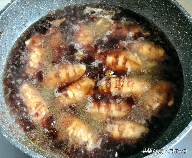 天气冷，老年人记得饮食要“三多三少”，营养充足，平安度过冬天