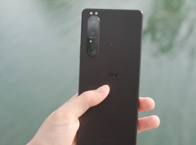 索尼Xperia 1 Ⅲ成为影像旗舰你够格么？谁给的勇气超越苹果12pro？