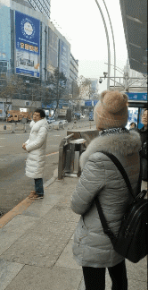 爆笑gif图片：唉呀呀，这屁股翘的很骚啊