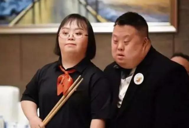 为什么唐氏综合征患儿没有遗传父母却有同样的外貌