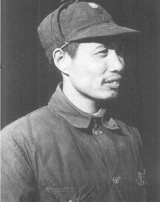 1981年，安徽宿县来了一位开国中将，握着老妇的手说：我来看您了