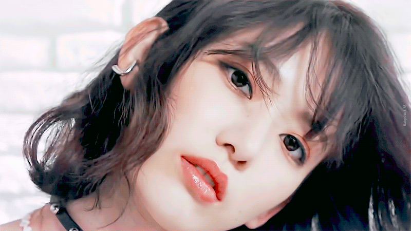 高清美女GIF大图：好美的sakura