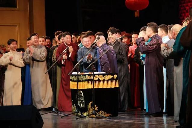 比马云还过分？郭德纲：德云社不会上市，赚几十亿没地儿花