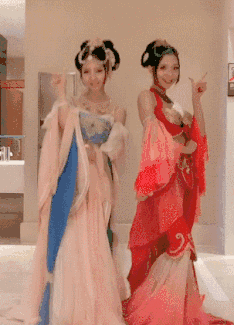 邪恶妹纸动图：这种女盆友你要吗？