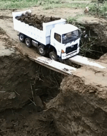 爆笑的动态图GIF：雪中送炭是这样吗？