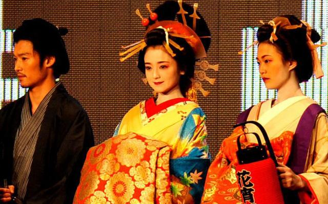 约会日本花魁有什么要求 想见面先过3关 一掷千金也会被拒绝 全网搜