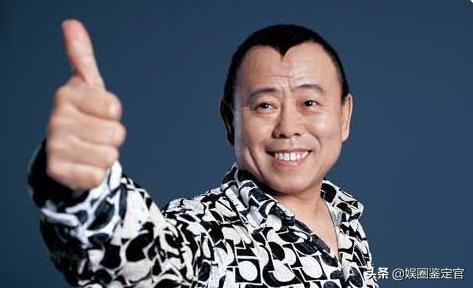 从老戏骨到直播带货，还无视反诈警官连麦？潘长江到底经历了什么
