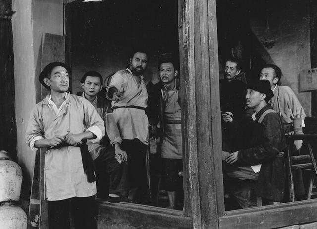 阿q精神:没有经历过人生的沉浮，你就不懂鲁迅笔下“阿Q精神”的无奈之处
