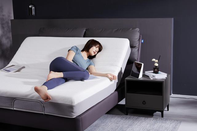 8H Milan智能真皮電動床S，解鎖更多舒睡模式，開啟睡眠新時代