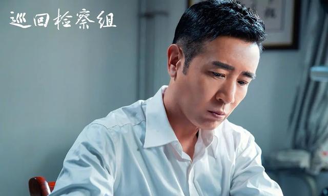 ���������¹�װ���Ӿ�(ʱ��12�꣬������������Ҫ�ĵ�ս���ˣ�ͬ��Ů��Ҳ���ݼ���Ů��)