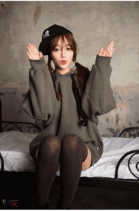 邪恶的妹子GIF：女孩子有这天赋，真是太完美了！