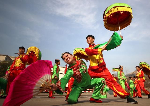 东北秧歌屈伸动律(井陉美之井陉拉花遍地扭) - 淘金网