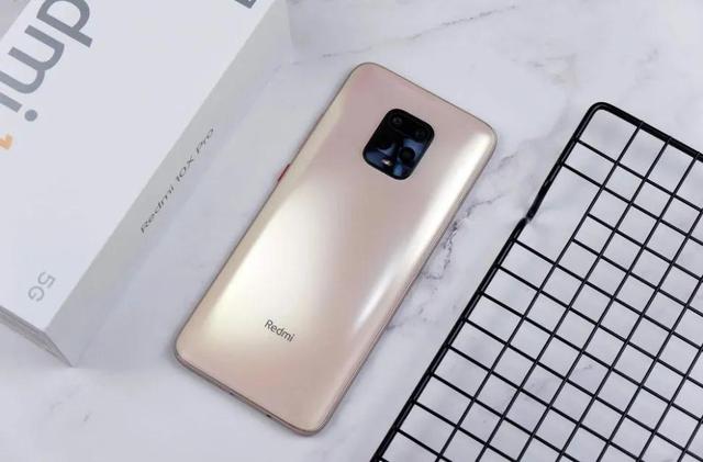 这几款几百元的手机，用个一两年不是问题，都是百元神机