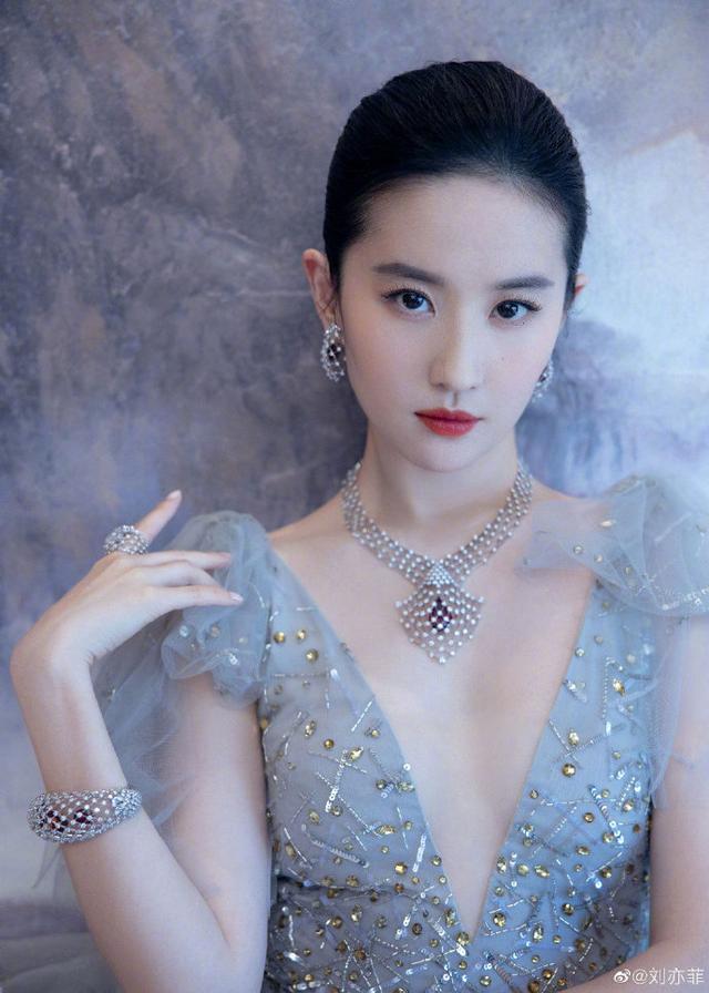 中国最美100女明星照片图片