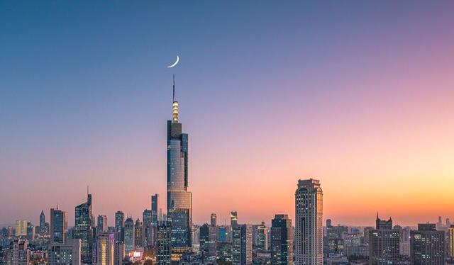 南京、成都、重庆、武汉和杭州，谁才是我国综合实力第五城？