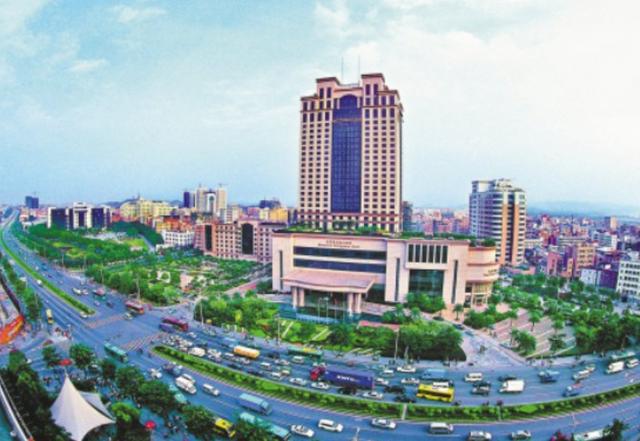 东莞首富王金城：初中辍学卖菜起家，身家300亿，50岁却患癌早逝