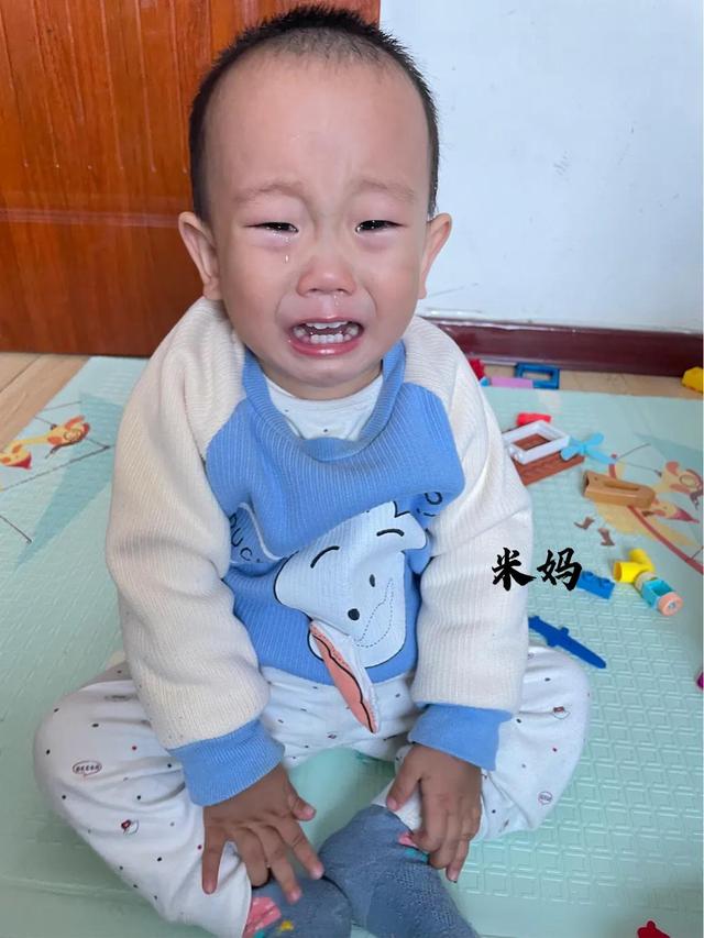 你落下什么严重的月子病吗？我牙齿一碰就出血，手腕疼的跪地上哭