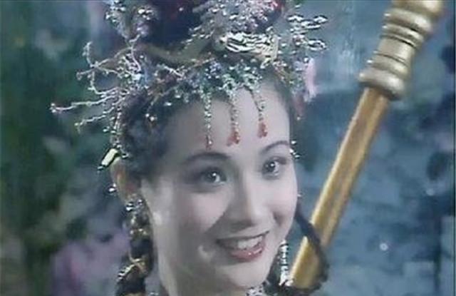 万圣公主:万圣公主为何宁可下嫁九头虫，都不选小白龙你看九头虫什么出身
