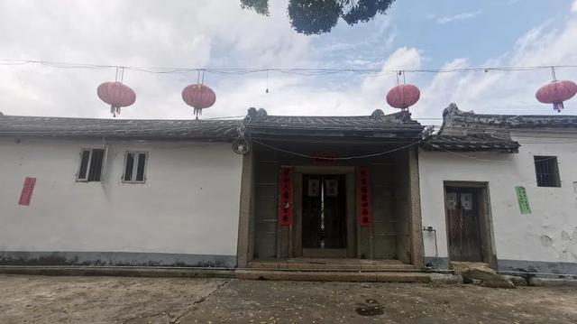 新加坡首富再易主!94歲潮州"塗料大王"再登頂,擠下邁瑞掌門李西廷