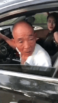 爆笑的GIF趣图：谁能看出来，哪个妹子没男朋友？