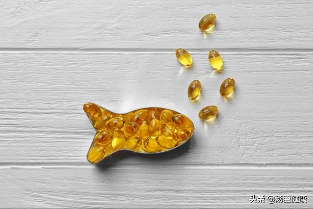 红色红点摸起来有点像鸡皮疙瘩