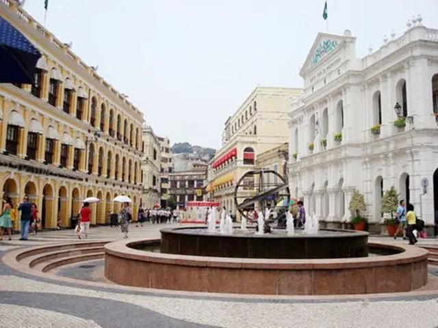 汤君年：卖窗帘起家，投资6亿建房800套，如今每套价值过亿