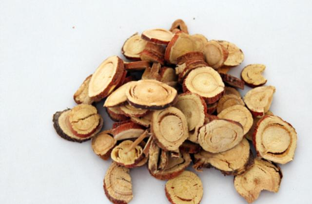 四种中药不建议长期吃，经常服用中药的人，不妨了解一下