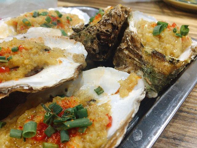 生蚝怎么开壳清洗（生蚝开壳的方法）