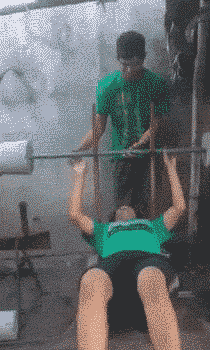 幽默的动态图片GIF：这舞是不是要火，太沙雕了
