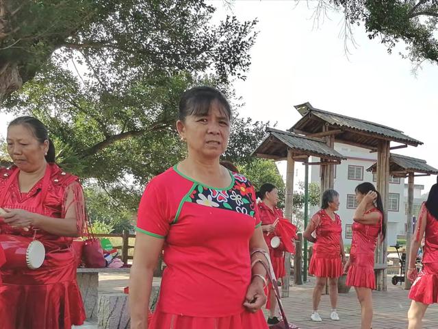 抖音风跳舞（抖音跳舞最新）