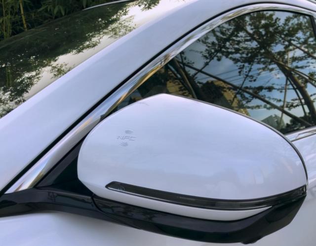 放弃哈弗H6，选择了比亚迪宋PLUS新能源，对比后发现差距