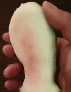 有味的动态图gif：姑娘好福气啊，蟠桃脸