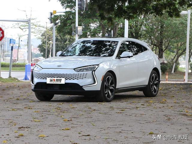 那这些轻松1000+续航 加速还猛的SUV！让纯电怎么活？