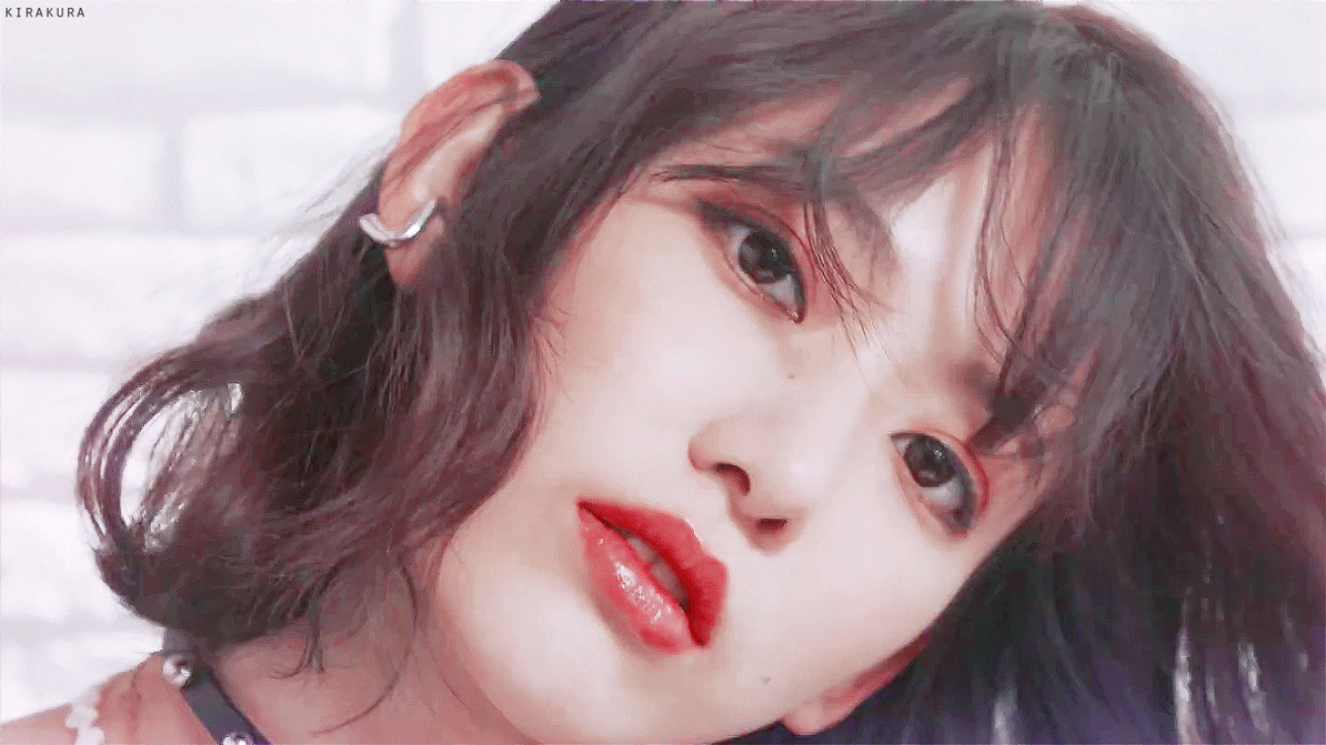 高清美女GIF大图：好美的sakura
