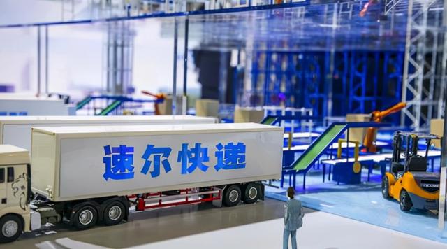 老板负债11亿变老赖，8万员工的快递巨头破产，接盘侠背景不一般