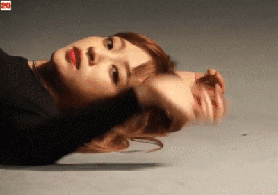 内涵图污gif：还是走路颤抖起来更好看