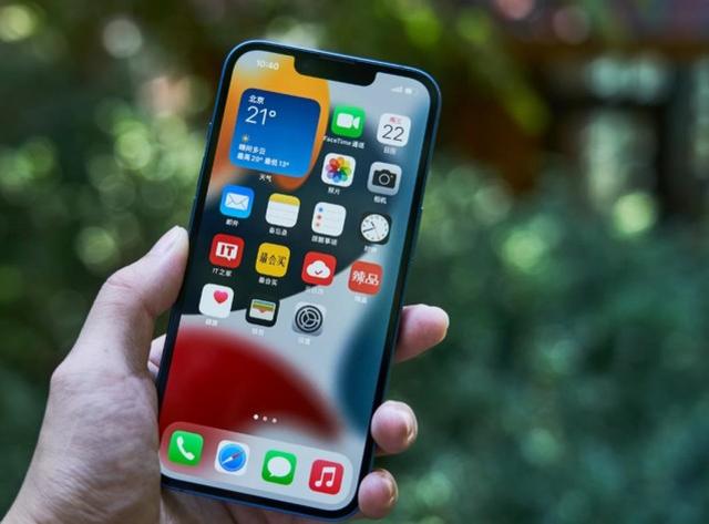 为何iPhone越卖越便宜，但是国产安卓手机却越来越贵？