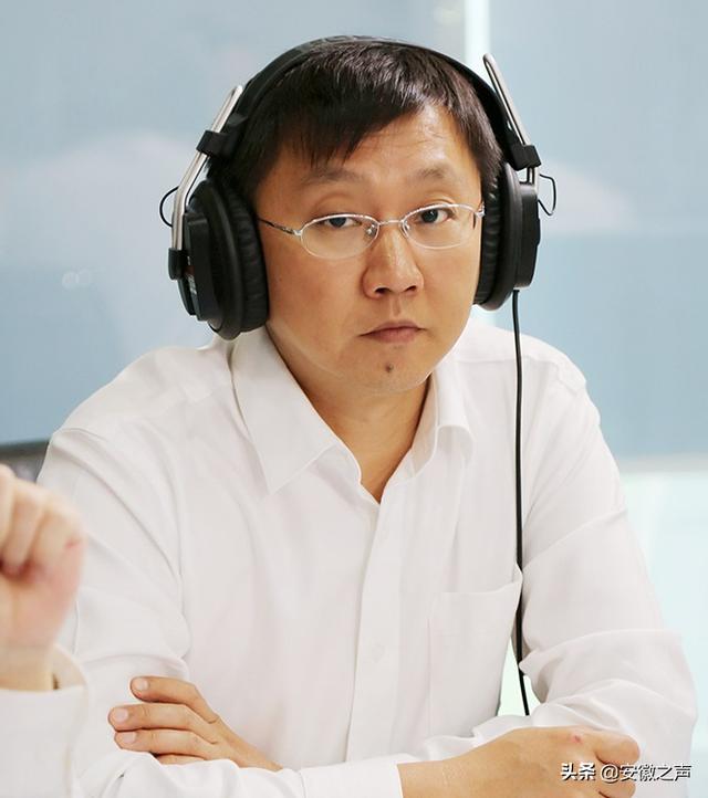 工商银行安徽省分行网络金融部副总经理孙清扬回答:今年,我们工商银行