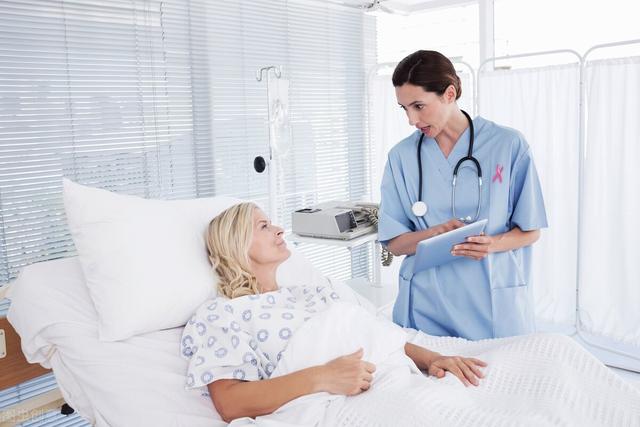 她40岁患上乳腺癌，动过两次大手术，活到106岁，有6个养生秘诀