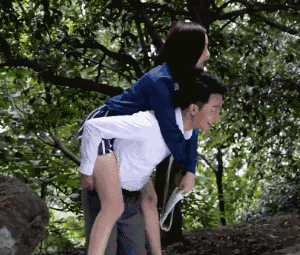 内涵会动的GIF图片：生也快乐，日也快乐
