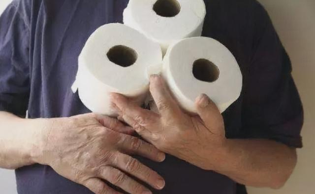 男性年过六旬之后，这5件事若还能完成，或许说明身体素质还不错