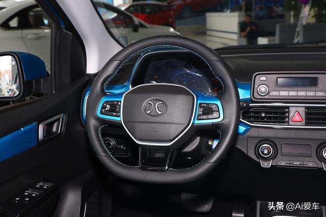 便宜好养带快充，长续航省心灵巧代步车，好开好停，北汽新能源EC