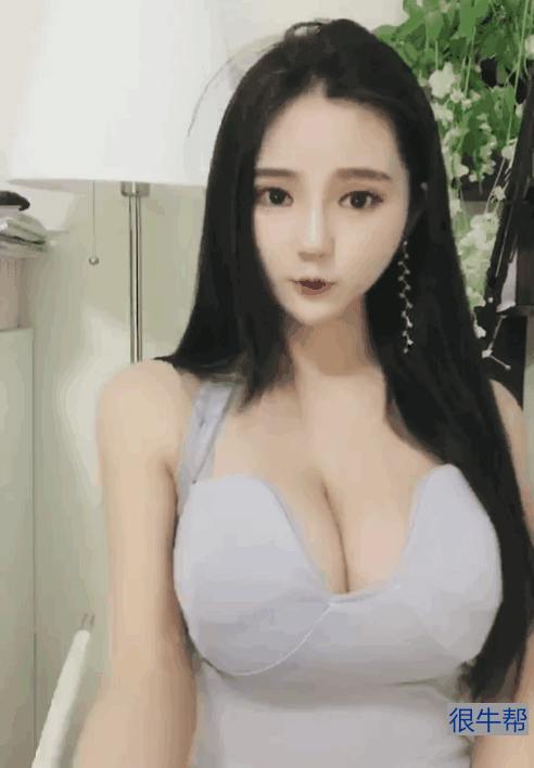 很诱惑的美女GIF图片：小姐姐这个眨眼，我心都融化了